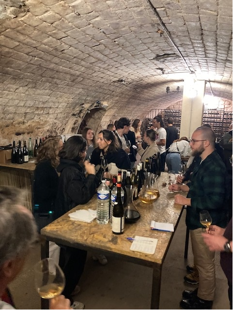 Dégustation de vins entre amis
